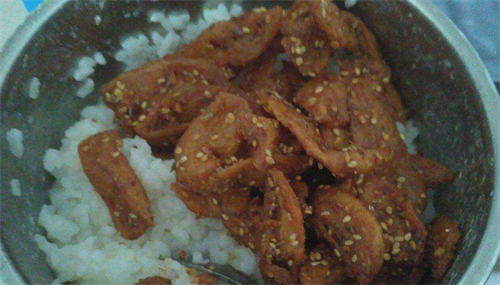 【流年遇见的网络故事】:一位普通女孩的十年插图(1) 【流年遇见的网络故事】:一位普通女孩的十年插图(1)