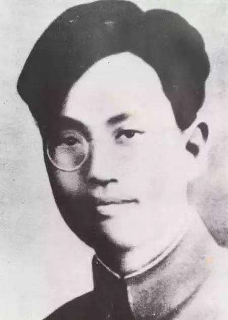 《100位为新中国成立作出突出贡献的英雄模范人物》——张太雷-流年日记