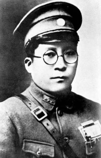 《100位为新中国成立作出突出贡献的英雄模范人物》——杨虎城-流年日记